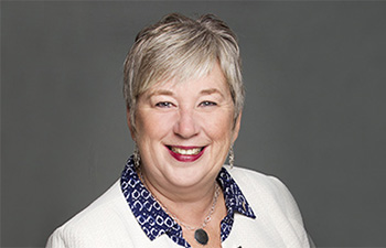 L’honorable Bernadette Jordan.