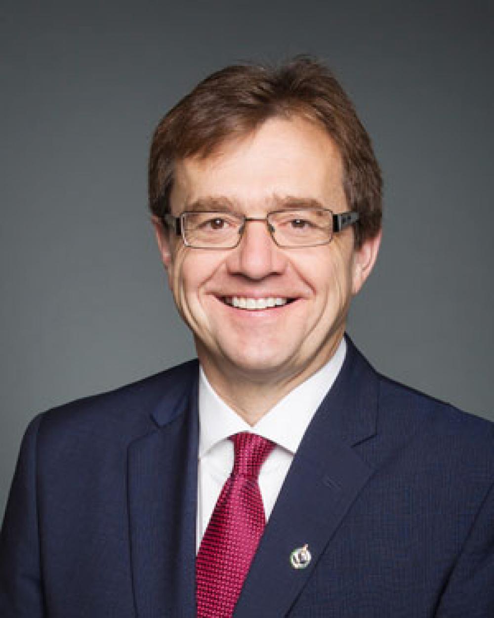 L'honorable Jonathan Wilkinson.