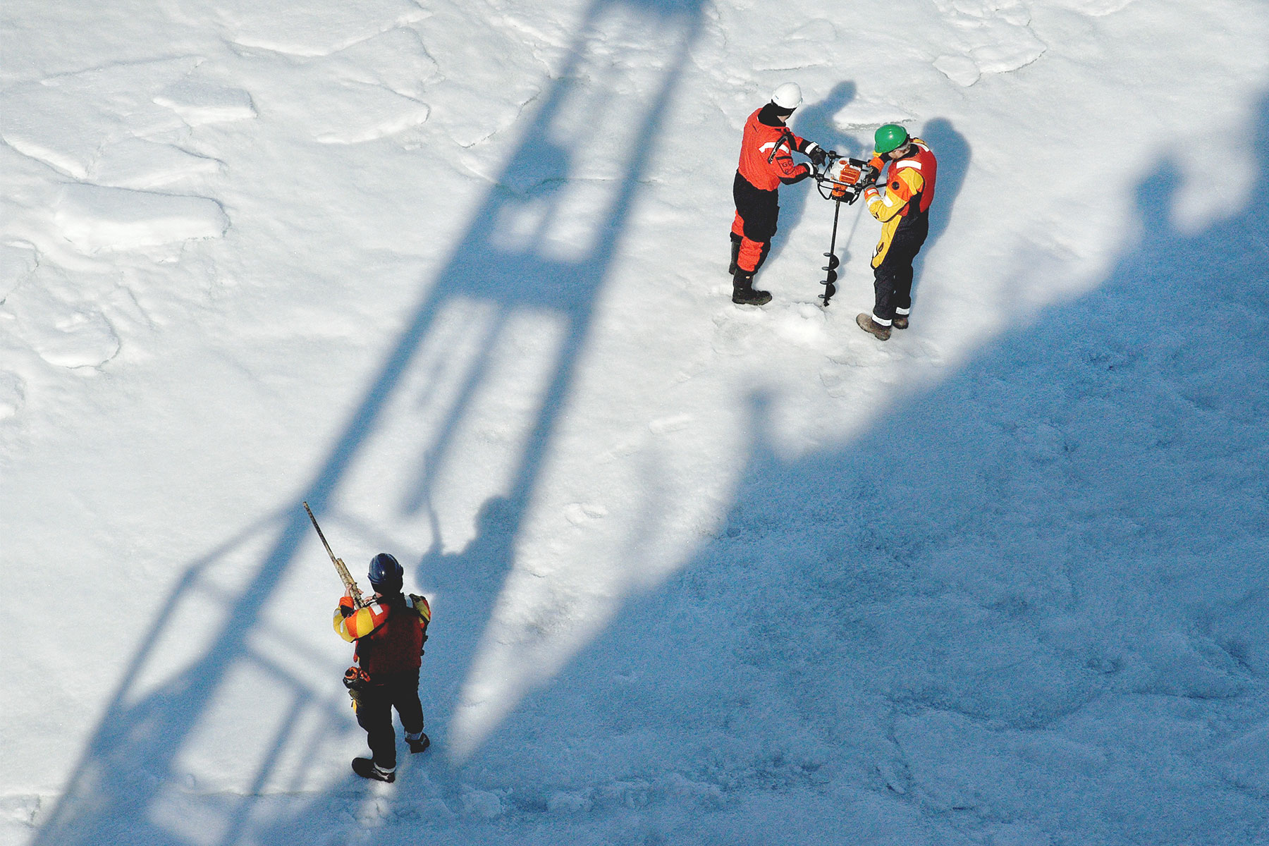 Research activities in the Arctic, in the shadow of the Amundsen