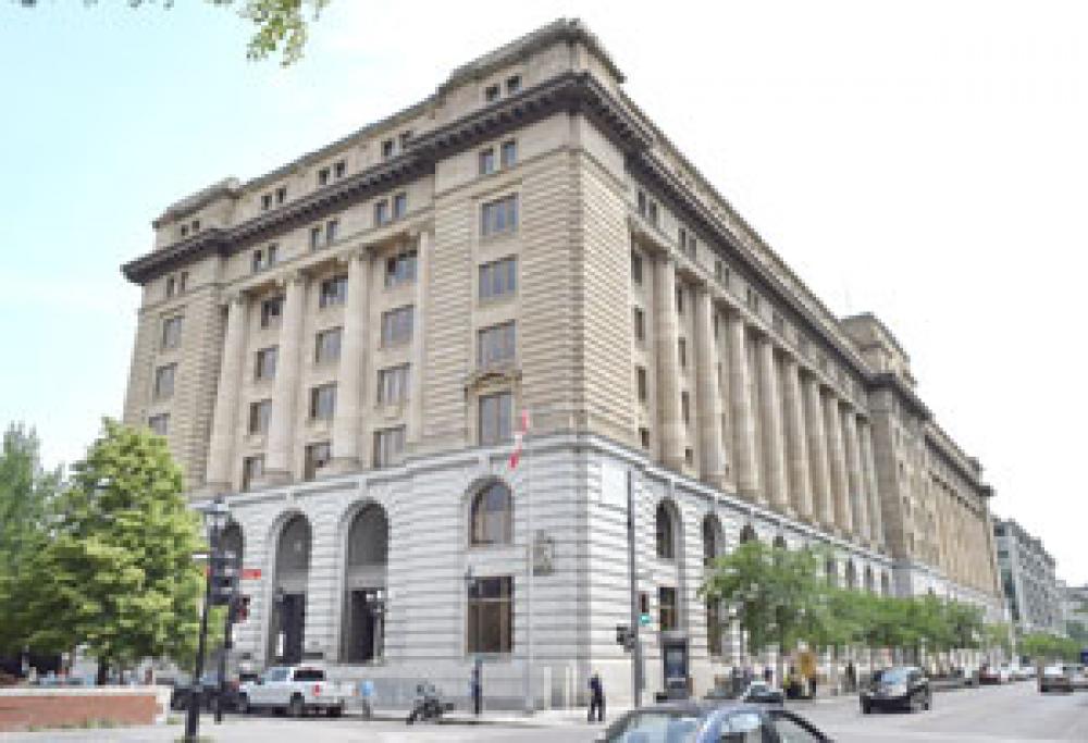 L’administration centrale de la Garde côtière canadienne, région du Centre et de l’Arctique, est située au 105, rue McGill, à Montréal.