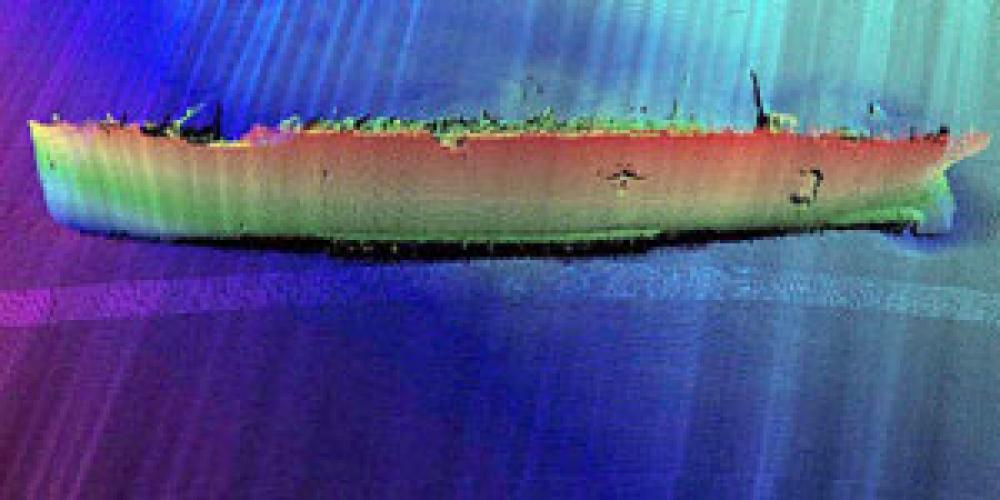 Empress of Ireland image produced from acoustic data obtained using a multibeam echo-sounder. The outline of the bow, hawse-hole and deck can be seen. Holes can also be seen in the hull. Valuables were originally recovered through some of these holes. Source: Fisheries and Oceans Canada – Canadian Hydrographic Service.